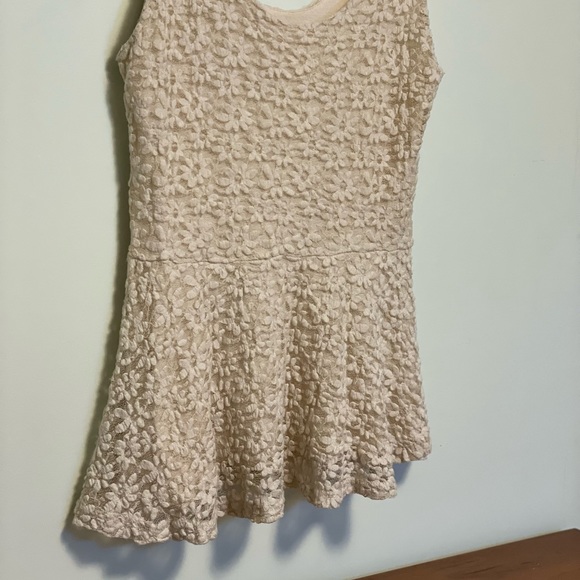 Pins And Needles Floral Lace Peplum Urban Outfitters - Picture 3 of 6
